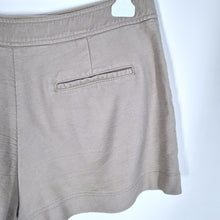 Load image into Gallery viewer, Stefanel Shorts Cream Chinos Linen Blend Hotpants Beige Pockets City Size 14
